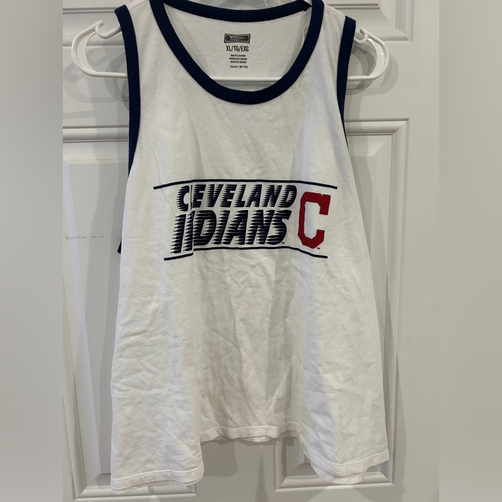 Cleveland Indians American eagle women’s tank nwt size x-large white